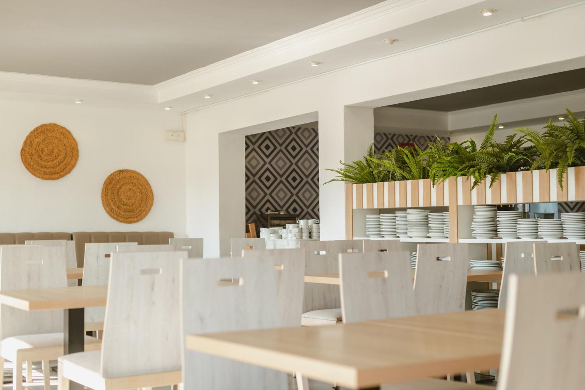 Hotel Lliteras Cala Ratjada  Ngoại thất bức ảnh